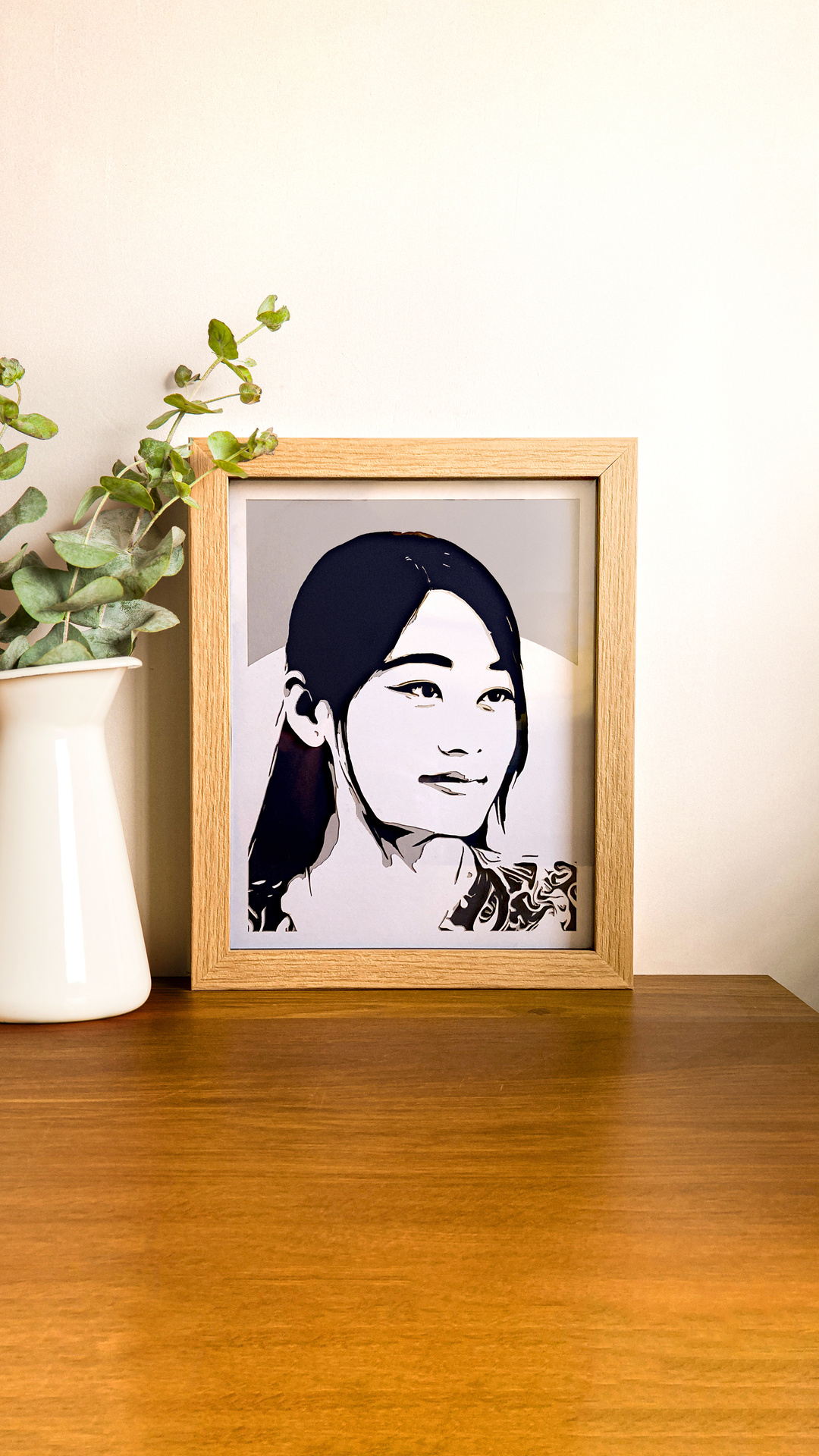 A perfect customized gift, a Paper Cutting Portrait for your loved ones.